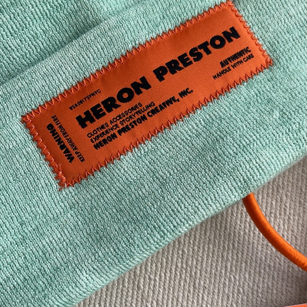 💎 HOST PICK 💎. HERON PRESTON TIE DYE BEANIE TOQUE - Picture 4 of 8